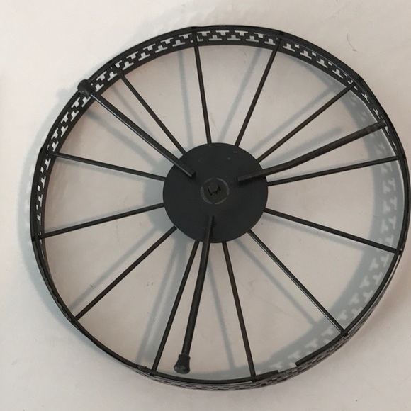 Spinning Lazy Susan For Vintage Appetizer Dishes - Picture 6 of 9